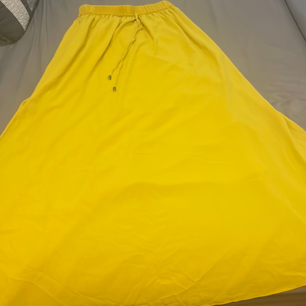 Skirt, with side slits, elasticated waist,